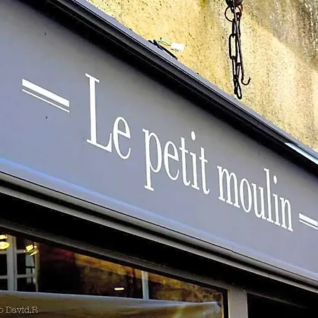 Le Petit Moulin 3*