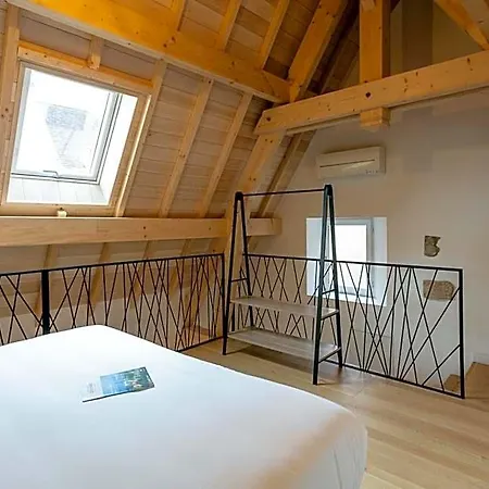 Le Petit Moulin Bed & Breakfast 3*