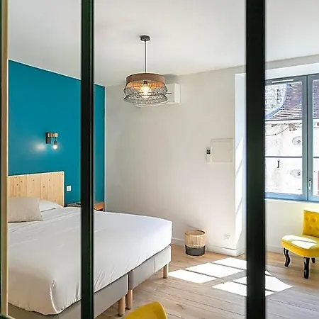 Le Petit Moulin Bed & Breakfast