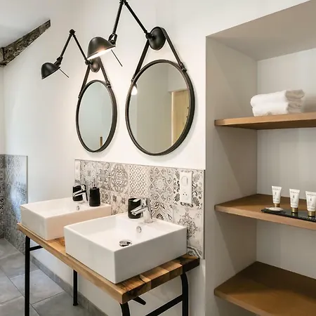 فندق مبيت وإفطار Le Petit Moulin 3*