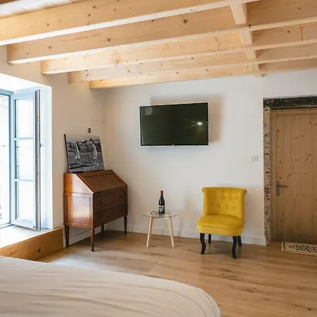 Le Petit Moulin Bed & Breakfast